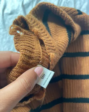 Brown Sweatshirt Size XS thumbnail 3