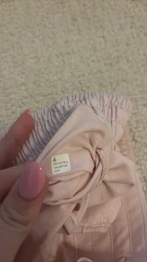 Light Pink Lululemon Hotty Hot Shorts 4" High-Rise thumbnail 2