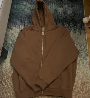 Brandy Melville christy hoodie thumbnail 2