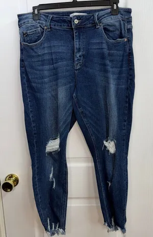 Kancan Maurice's dark wash blue ripped distressed‎ stretch skinny jeans 5 pocket thumbnail 1