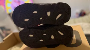 Yeezy Boost 700 V2 thumbnail 5