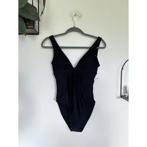 NWT Quince Black Italian Plunge One-Piece Swimsuit Size XS thumbnail 3