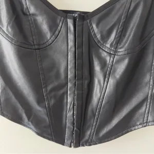 Shein Black Faux Leather Crop Top Corset Adjustable Spaghetti Straps Halloween S thumbnail 5