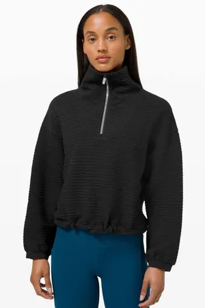 Lululemon textured 1/2 zip‎ pullover black XS/S thumbnail 1