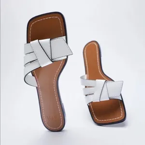 Zara White Topstitched Low Heeled Sandals- EU 37 thumbnail 4