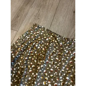 Vintage Connection Related Separates Olive Green Abstract Dot Shorts Pockets thumbnail 2