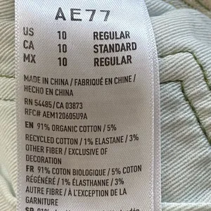 American Eagle Outfitters AE77 Premium Blue Distressed Mom Jeans + a Free Gift! thumbnail 6