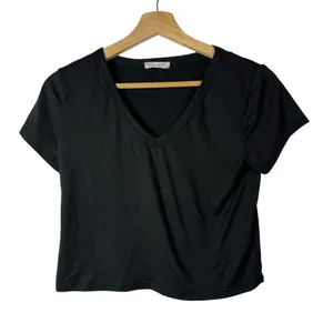 Olivia Rae Black V-Neck Cropped Short Sleeve T-Shirt S‎ thumbnail 2