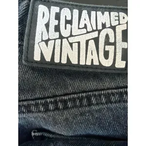 Reclaimed Vintage Inspired Womens High Rise Flared Raw Hem Jeans Washed Black 29 thumbnail 7