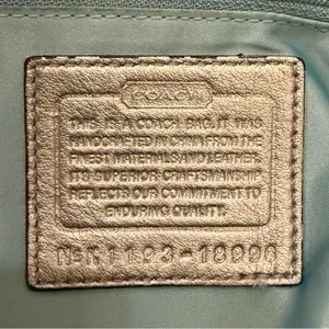 COACH 18996 Poppy Metallic Silver Leather Hippie Shoulder Crossbody Bag thumbnail 15