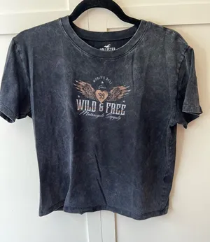 Hollister‎ Women’s Marble Wild & Free T Shirt Size S thumbnail 1