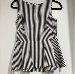 Banana Republic Striped Peplum Top | Navy White | Size 0 | Scalloped Hem thumbnail 3