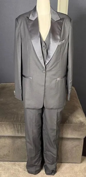 Women’s Gray Slim Fit 3 Piece Formal Tuxedo Suit Satin Peak Lapel Size XL NWT thumbnail 1