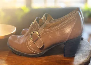 Women’s 8M Natural Soul Naturalizer Brown Bootie thumbnail 1