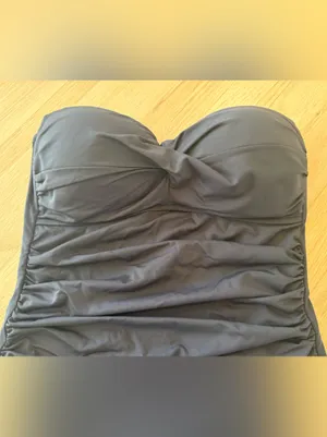 Anne Cole Black Strapless Ruched Swimsuit thumbnail 4