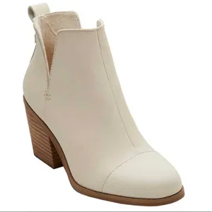 Boots  thumbnail 4