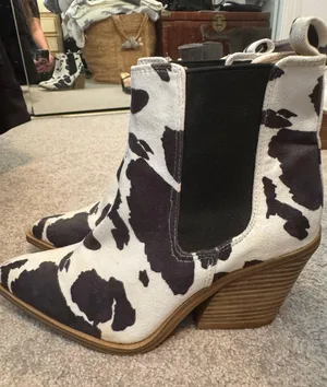 Cow Print Booties Size 7 thumbnail 1