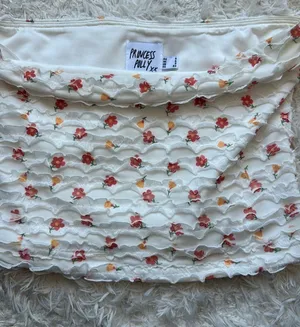 Princess Polly Crop Top thumbnail 1