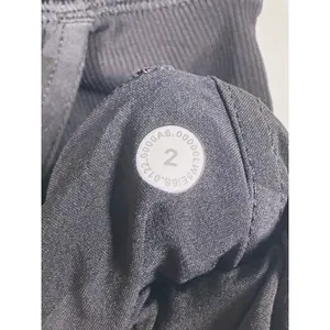 Lululemon Dance Studio Mid Rise Jogger Pants Womens Size 2 Black Camo Athletic thumbnail 4
