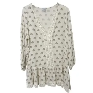 EBERJAY Breezy Weave Cover-up in Lotus‎ Bloom Natural & Sage Grey and size M/L thumbnail 2