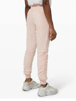 Lululemon Beyond The Studio Joggers 28” High Rise Feather Pink Athletic Pants 8 thumbnail 3