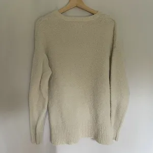 Ugg V-Neck Fleece Pullover Sweater M Cream Women Soft Knit thumbnail 9