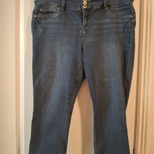 Torrid Sz 18 Blue Women's Capri Jeans thumbnail 4