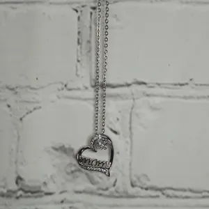 New silver toned Mom heart‎ necklace thumbnail 4