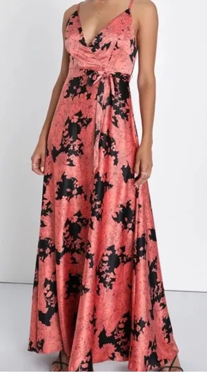 Lulus Tea Gardens Rusty Rose Floral Print Satin Maxi Dress Size Small thumbnail 1