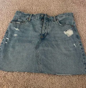 Old Navy Jean Skirt thumbnail 1