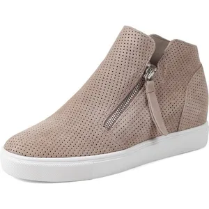 Steve Madden Sneaker Size 5.5‎ Tan Leather Upper Rubber Sole thumbnail 1