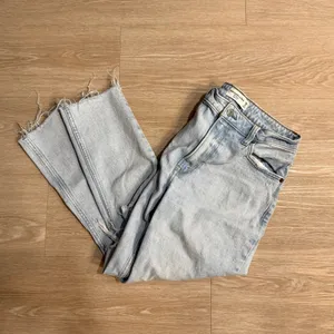 Abercrombie & Fitch The Skinny High Rise Curve Love Jeans thumbnail 6