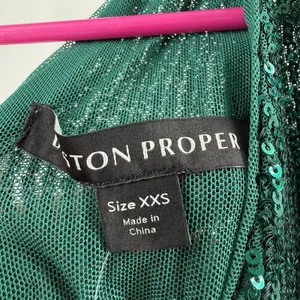 Boston Proper Tank Top Size XXS Sequin Emerald Green Cocktail Holiday Party NWT thumbnail 4