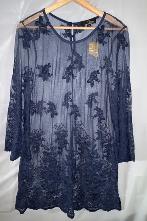 Suzanne Betro Long Sleeve Blue Floral Lace Tunic Top Sz XL Swim Coverup Pullover thumbnail 1