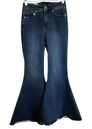 Free People - We The Free CRVY Ma Cherie Flare Jeans – Women’s Size 26 thumbnail 1