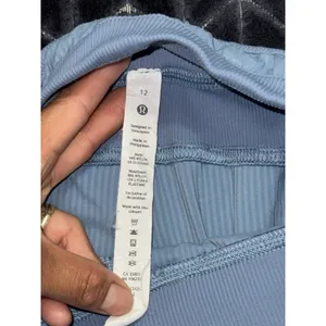 lululemon Women Blue Dance Studio Crop Pants Mid Rise Size 12 thumbnail 3