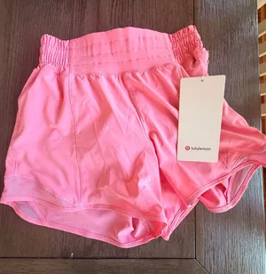 Lululemon Hotty Hot Shorts 4" thumbnail 1
