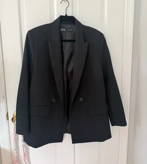 Zara oversized blazer  thumbnail 1