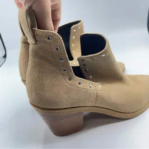 Rebecca Minkoff Tan Suede Leather Studded D’orsay Ankle Boots Womens 6 Booties thumbnail 9