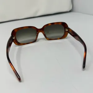 Fendi FS 5182 Sunglasses in light Havana 214 thumbnail 4