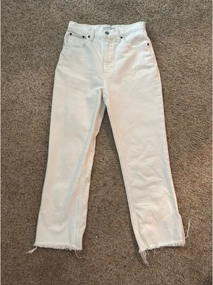 Abercrombie & Fitch Ultra High Rise Kick Flare thumbnail 1
