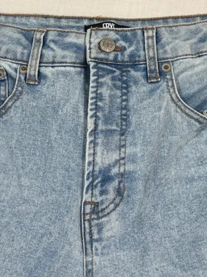 Frye Straight Leg High Rise Denim Jeans Women’s Size 6/28 Light Wash Blue thumbnail 9