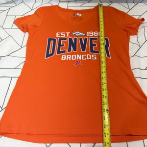NFL Team Apparel Denver Broncos‎ XL Orange V-Neck Graphic T-Shirt Short Sleeve thumbnail 5