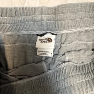 The North Face Sweatpants thumbnail 2