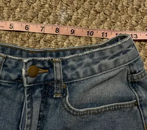 Billabong Women’s size 26 Light Blue Denim Jean Shorts thumbnail 8