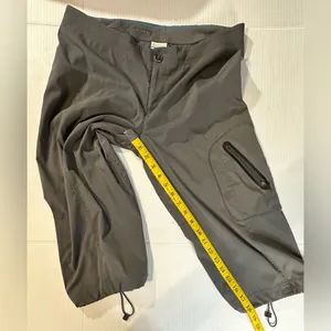 Columbia Women's Omni‎ Shield Gray Hiking Pants Repellent Size 8w 18L Pre-owned thumbnail 4
