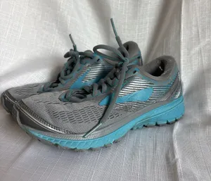 Brooks Ghost 10 Womens Size 7 B Grey Teal Running Shoes Sneakers 1202461B03 thumbnail 1