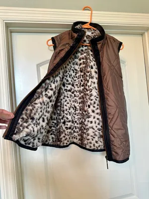 Gorgeous Bronze Vest Lined with Faux Leopard Fur - Never worn! Brand new! thumbnail 4