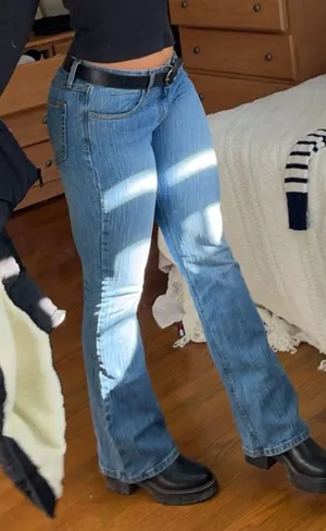 Brandy Melville Jeans John Galt thumbnail 1