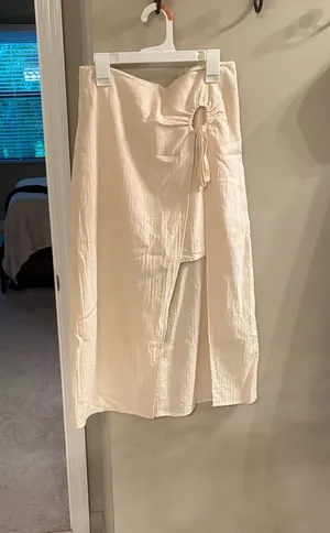 Pink Lily Linen Wrap Skirt thumbnail 2